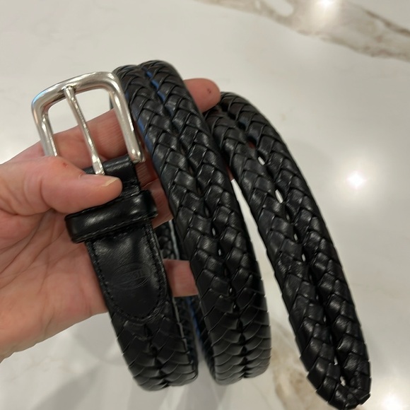 EUC Fossil Black braided 1” wide leather Maddox belt with silver buckle. - Picture 2 of 7